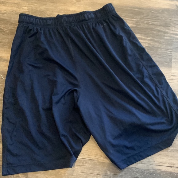 Nike dri-fit shorts - Picture 5 of 5